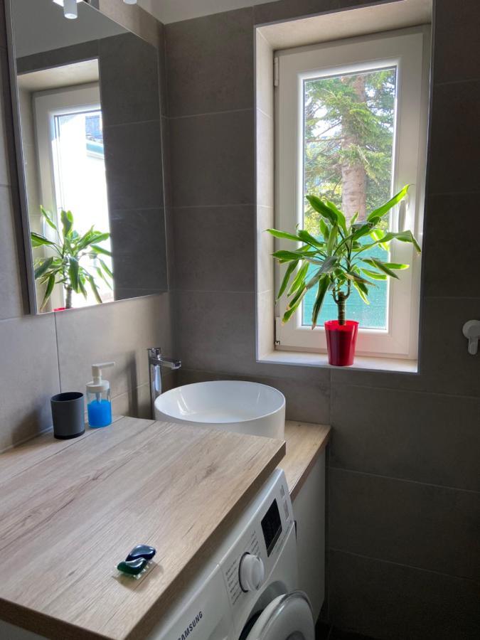 Garden Apartman House Apartamento Pécs Exterior foto